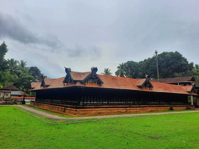 Loknarkav temple